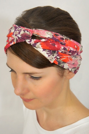 foudre-bandeaux-cheveux-fleurs-rouge-3