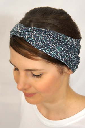 foudre-bandeaux-cheveux-motif-bleu-1