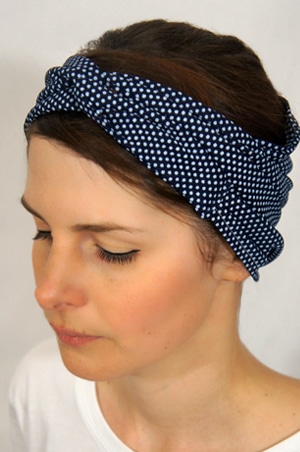 Bandeau foulard cheveux rigide cordon maléable tissu bleu marine pois blancs 