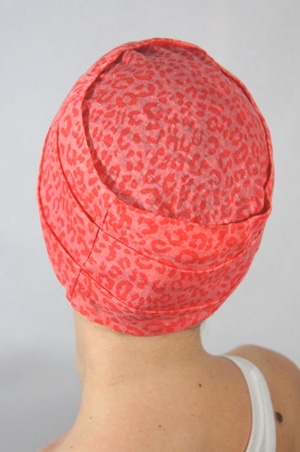 bonnet-chimio-leopard-corail-2