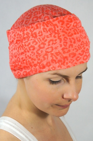bonnet-chimio-leopard-corail-3