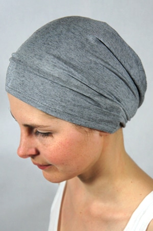 foudre-bonnet-chimiotherapie-br-gris-2
