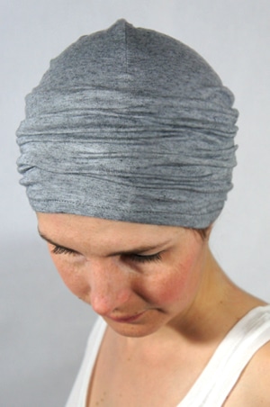 foudre-bonnet-chimiotherapie-br-gris-4