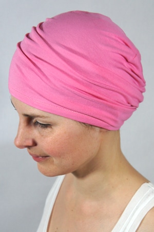 foudre-bonnet-chimiotherapie-br-rose-barbie-3