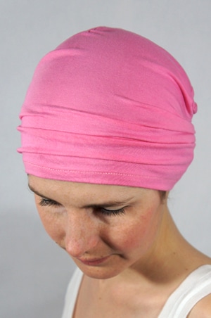 foudre-bonnet-chimiotherapie-br-rose-barbie-4