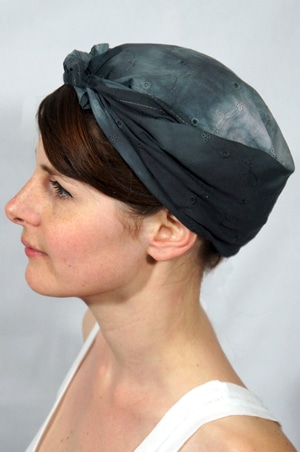 foudre-bandana-cheveux-gris-ajours-2