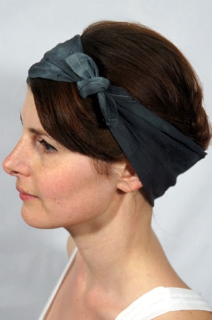 foudre-bandana-cheveux-gris-ajours