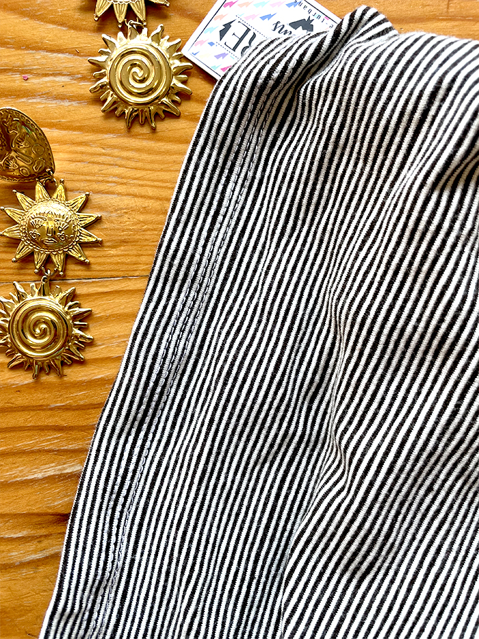 Bandeau Scratch couvrant à rayures noir et blanc – Image 9