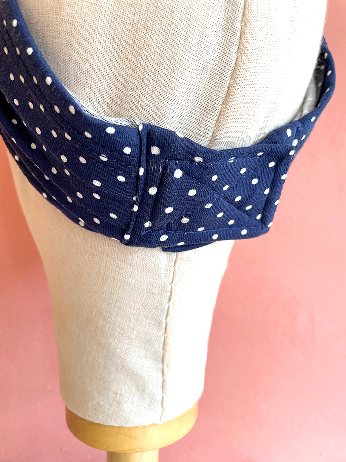 Bandeau Scratch couvrant à pois bleu marine – Image 8