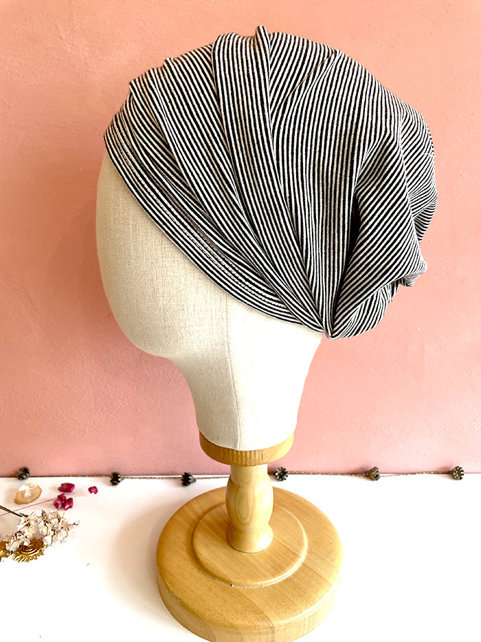 Bandeau Scratch couvrant à rayures noir et blanc – Image 5