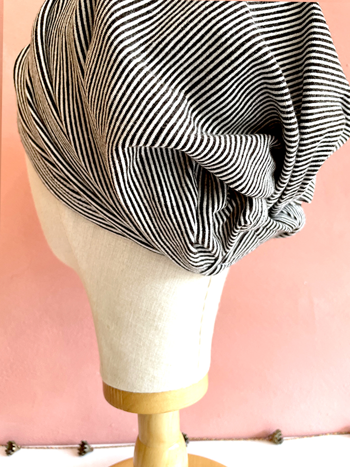 Bandeau Scratch couvrant à rayures noir et blanc – Image 6