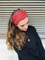 Bandeau à cheveux chaud en maille grenat de la marque Foudre