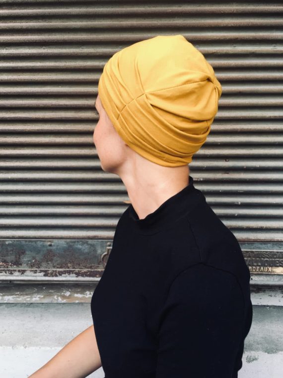 bonnet_pelade_jaune_moutarde