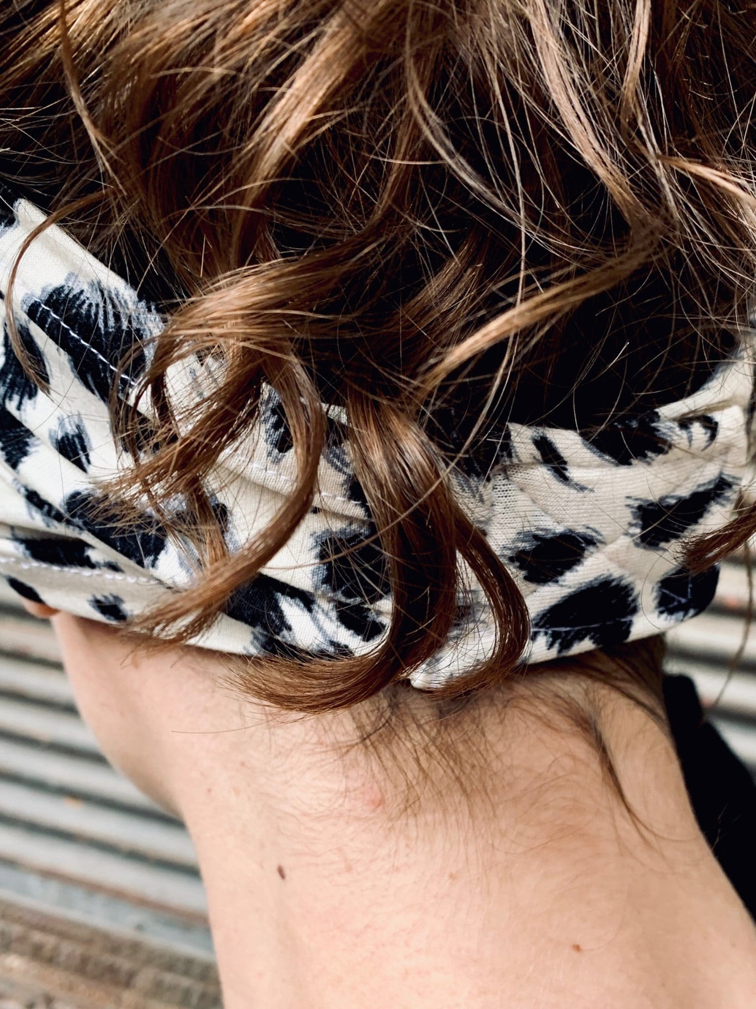 bandeau à cheveux pour pelade et alopécie doux à motif léopard crème