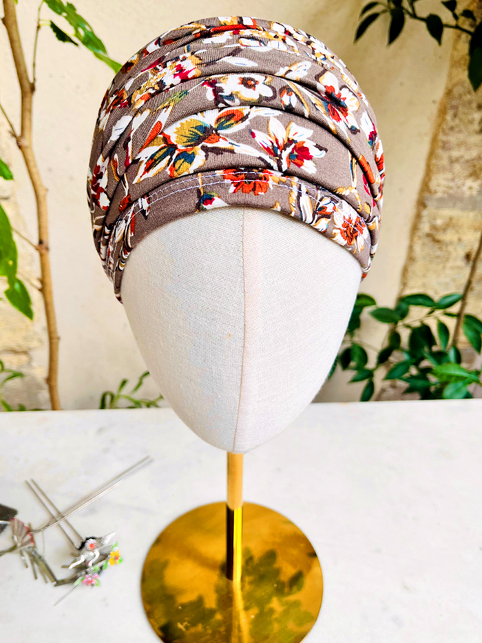 Bandeau à cheveux couvrant SCRATCH ! à fleurs taupe