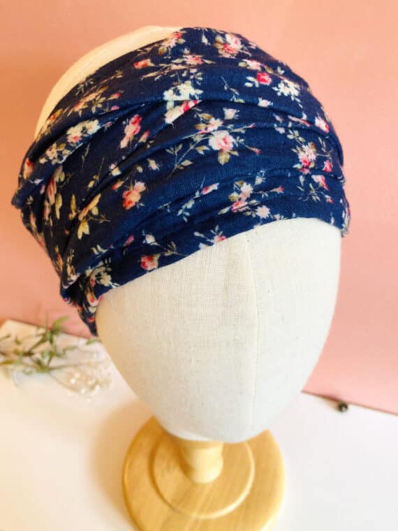 bandeau_cheveux_pelade_alopecie_gaze_fleurs_liberty_marine