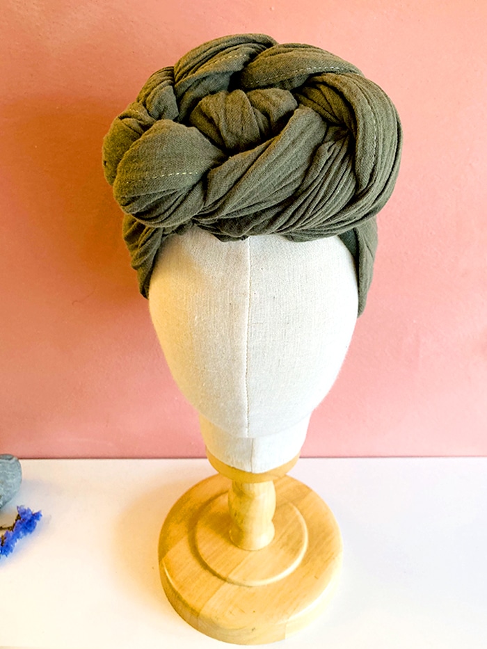 Foulard anti-glisse en gaze de coton Oeko-tex vert kaki – Image 4