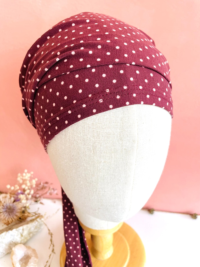 Bandeau tête entière pour chimiothérapie et pelade Pois bordeaux – Image 2