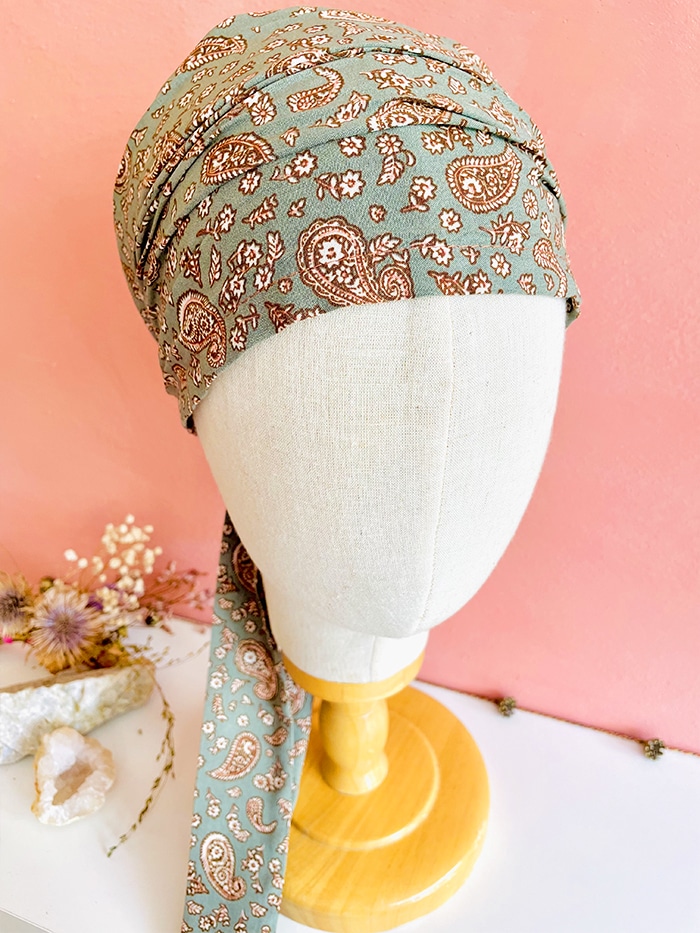 Foulard pour chimiothérapie Cachemire vert "Elsa"