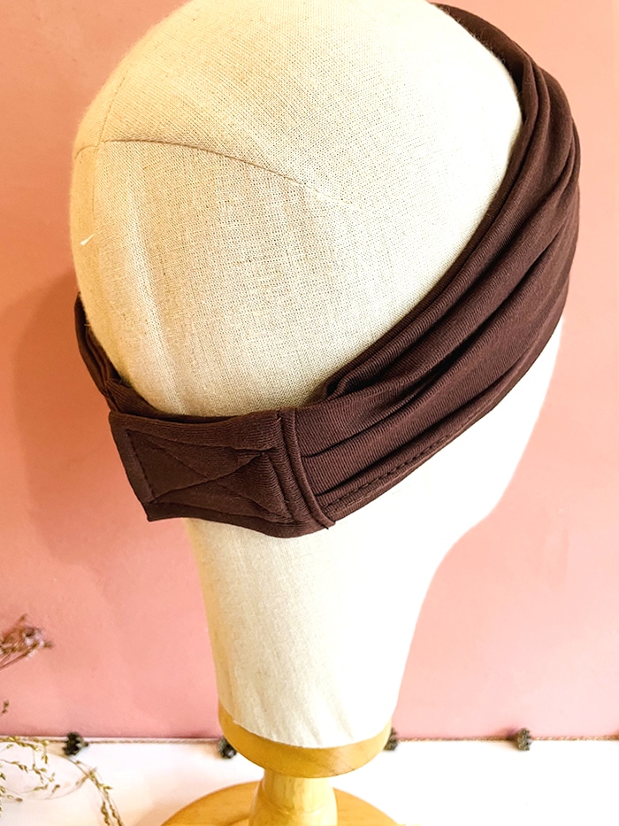 Bandeau à cheveux adapté chimio Scratch ! en coton bio marron Moka – Image 5