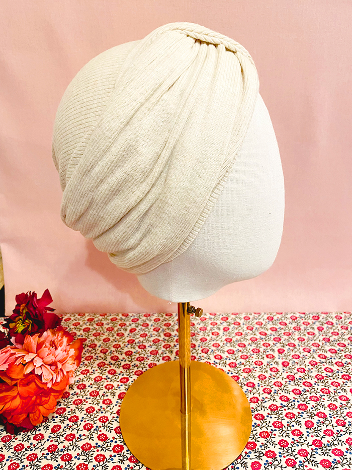 Turban pour chimiothérapie à enrouler en tissu douillet Neige – Image 4