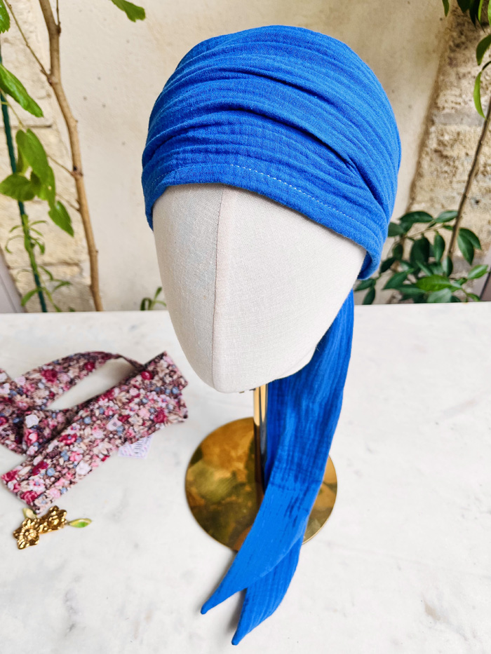 Bandeau à cheveux large en gaze de coton bleu roi – Image 2